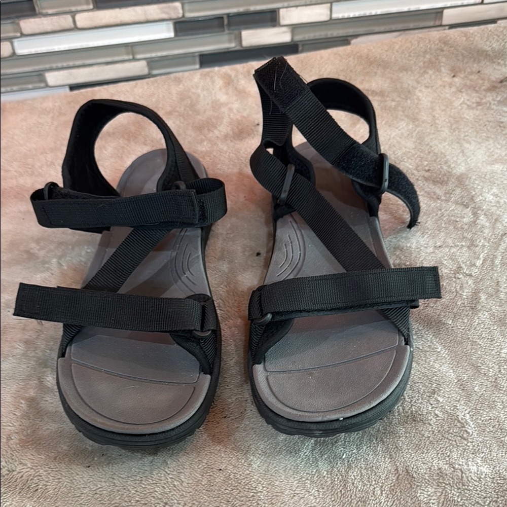 Black Women's Sandals